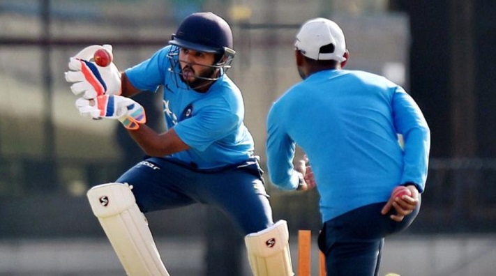 Parthiv Patel is one of the best wicket-keeper in IPL