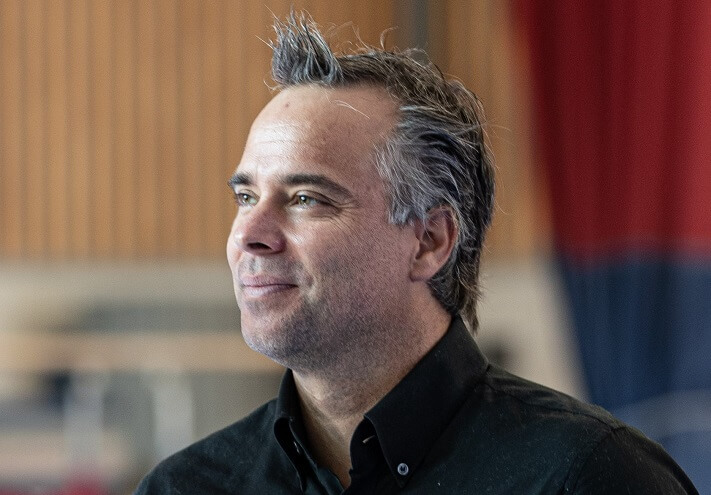 Fernando González Hairstyle — It’s important to note that González’s tennis skills and achievements were what truly defined his legacy in the sport, rather than his hairstyle